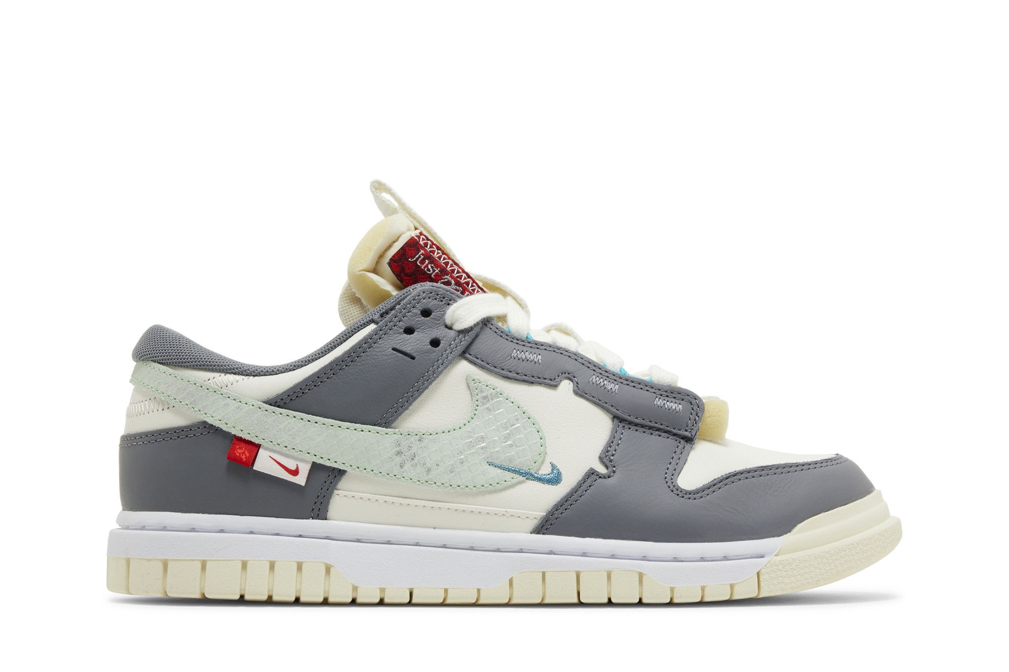 Nike Air Dunk Jumbo 'Year of the Dragon' FZ5053-131