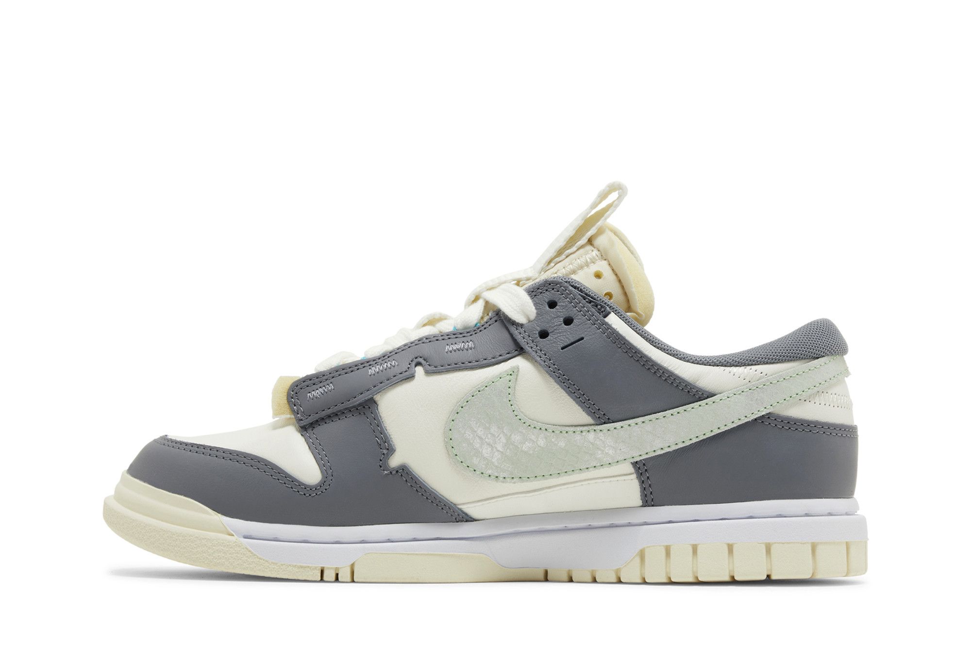 Purchase Nike Air Dunk Jumbo 'Tahun Naga' FZ5053-131