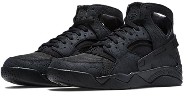 Nike Huarache Run Air Flight 防滑減震耐磨 中筒 复古籃球鞋 男女款 黑色 Lookbook Nike Huarache Run Air Flight 防滑減震耐磨 中筒 复古籃球鞋 男女款 黑色