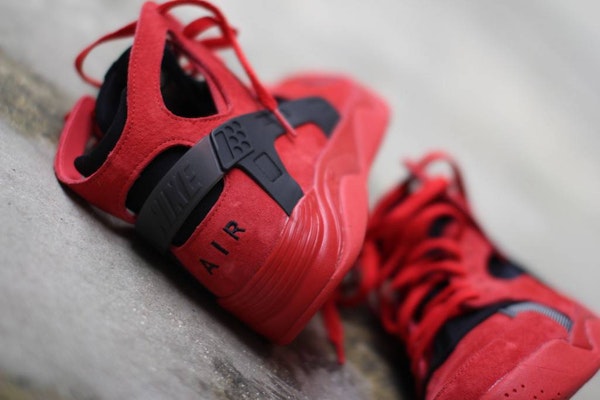 Nike Air Flight Huarache 'University Red Black' Merah Hitam 705005-600 Purchase Nike Air Flight Huarache 'University Red Black' Merah Hitam 705005-600