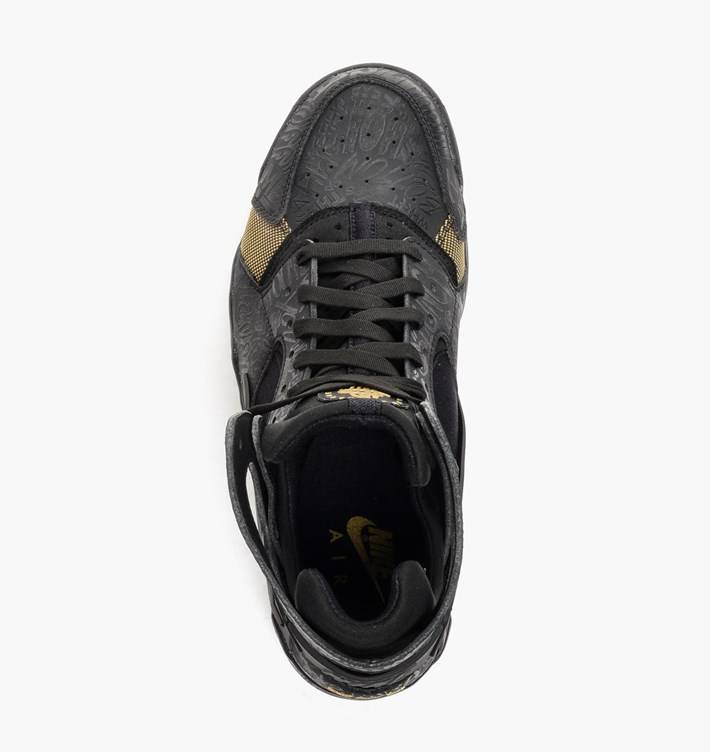 Lookbook Nike Air Flight Huarache Premium 'Trash Talk' - Zapatillas Edición Limitada 686203-002