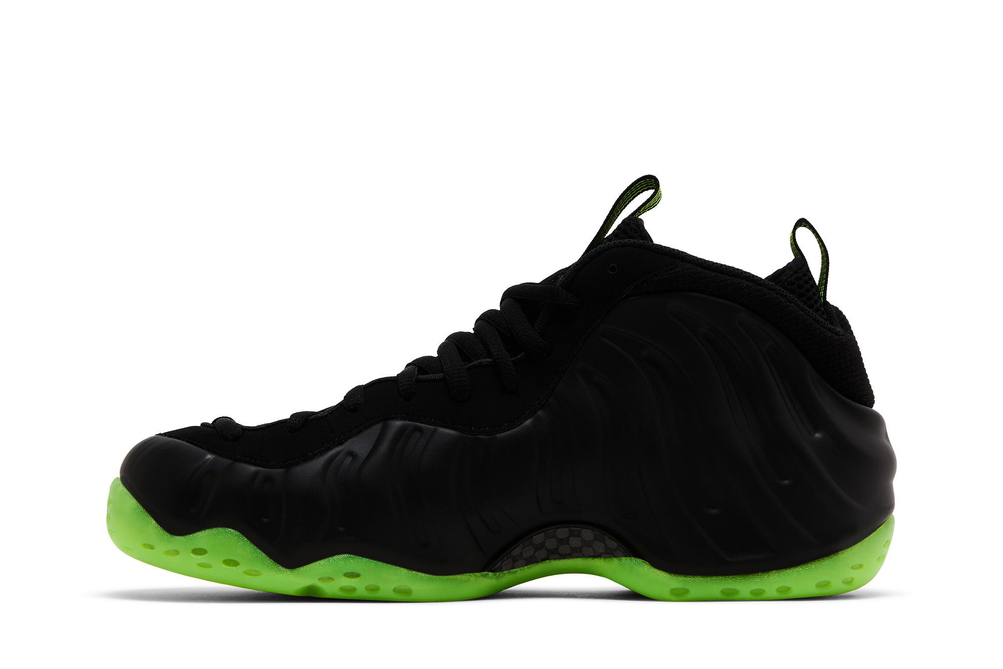 Lookbook 耐克Air Foamposite One '黑色荧光绿' HF2902-001