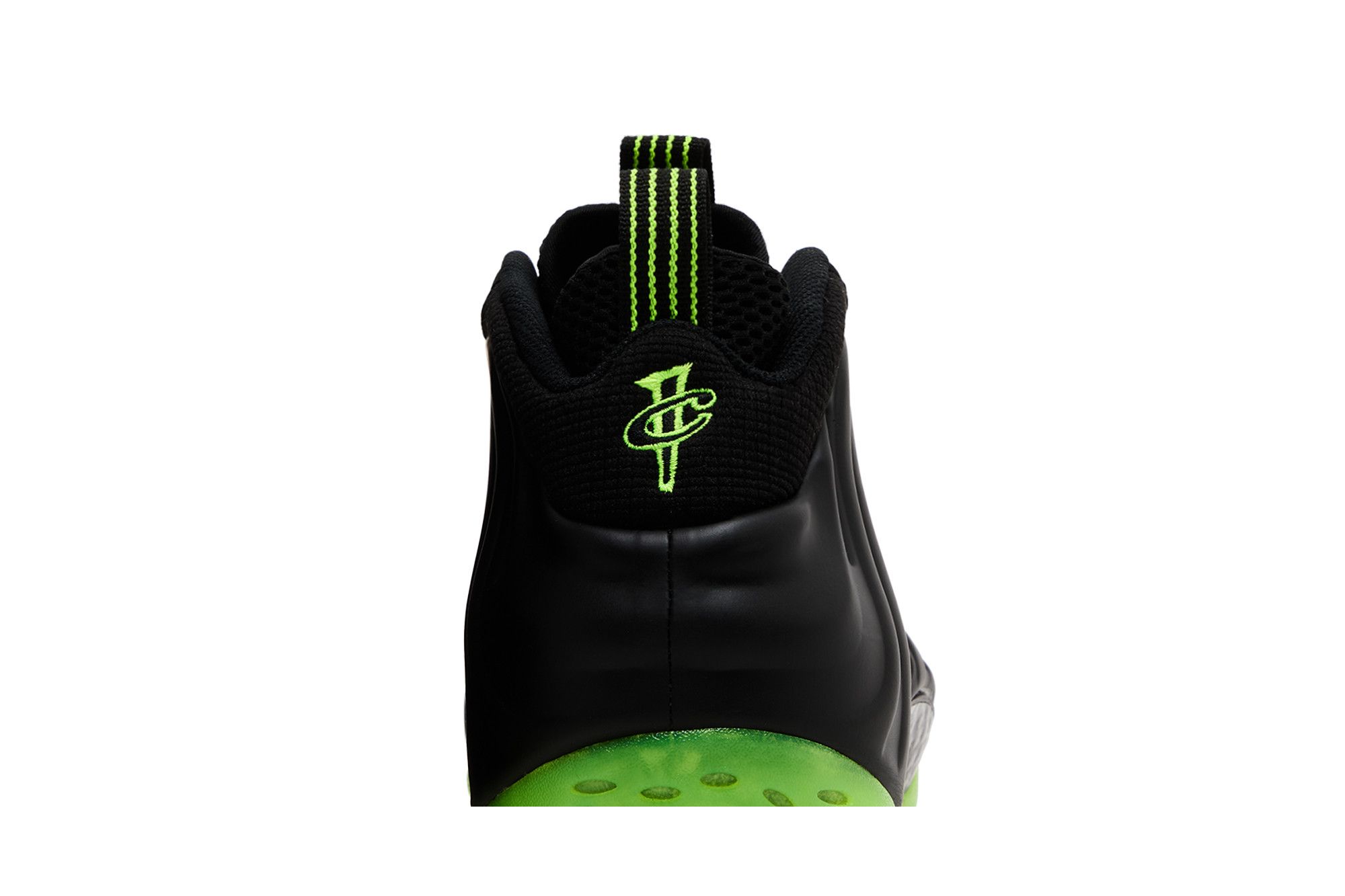 Sizing 耐克Air Foamposite One '黑色荧光绿' HF2902-001