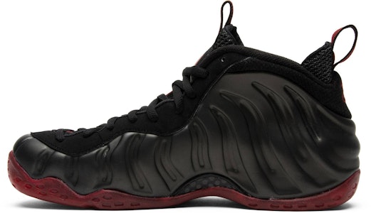 Nike Foamposite One Cough Drop (2010) 低幫 復古籃球鞋 男款 黑紅 Lookbook Nike Foamposite One Cough Drop (2010) 低幫 復古籃球鞋 男款 黑紅