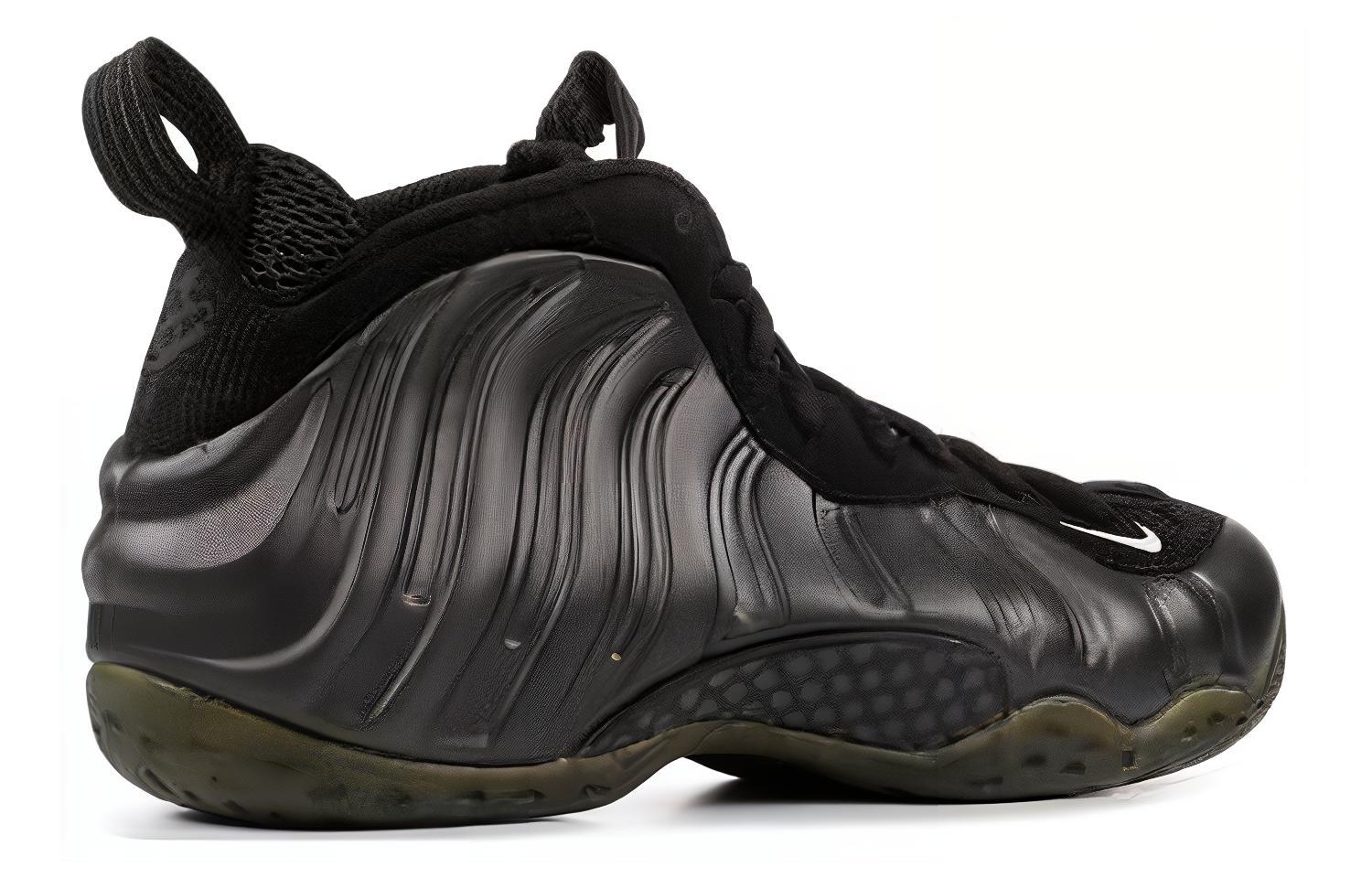 Shop 耐克 Air Foamposite One '暗绿色军队' 314996-031