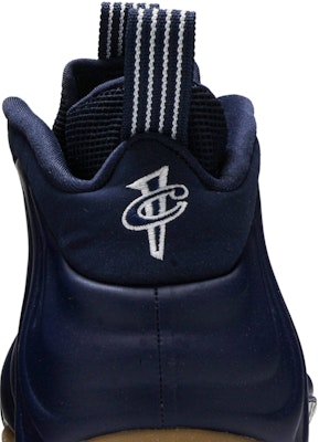 Nike Air Foamposite One 'Midnight Navy' 314996-405 Sizing Nike Air Foamposite One 'Midnight Navy' 314996-405