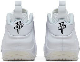 Nike Air Foamposite One 'Putih Triple' HJ5195-100 Details for Nike Air Foamposite One 'Putih Triple' HJ5195-100