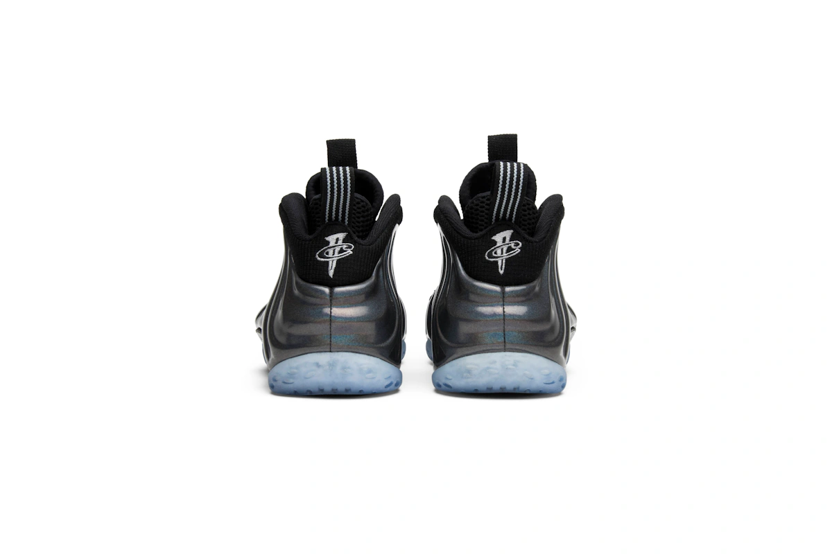 Nike Air Foamposite One Hologram 314996-900
