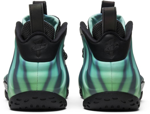 Nike Air Foamposite One Luces del Norte 840559-001 Details for Nike Air Foamposite One Luces del Norte 840559-001