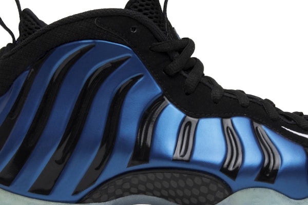 Nike Air Foamposite One Sharpie Pack 800180-001 (Hitam) Lookbook Nike Air Foamposite One Sharpie Pack 800180-001 (Hitam)