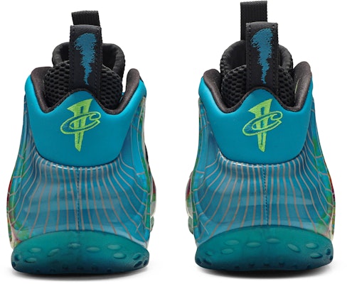 Nike Air Foamposite One Weatherman 575420-100 Details for Nike Air Foamposite One Weatherman 575420-100