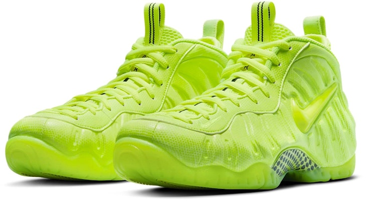 Nike Foamposite Pro "金屬銀" 螢光黃 Lookbook Nike Foamposite Pro "金屬銀" 螢光黃