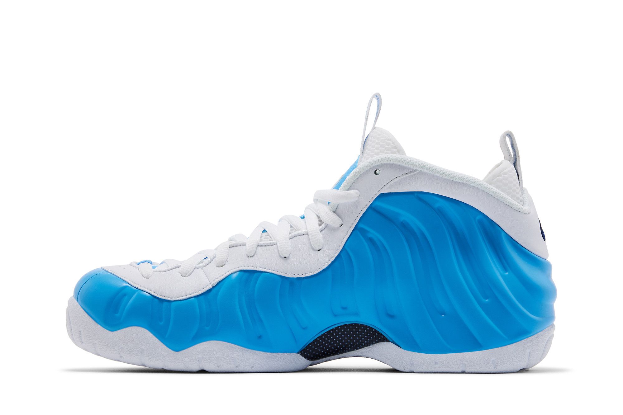 Lookbook Nike Air Foamposite Pro 2026 'University Blue' HF0794-400