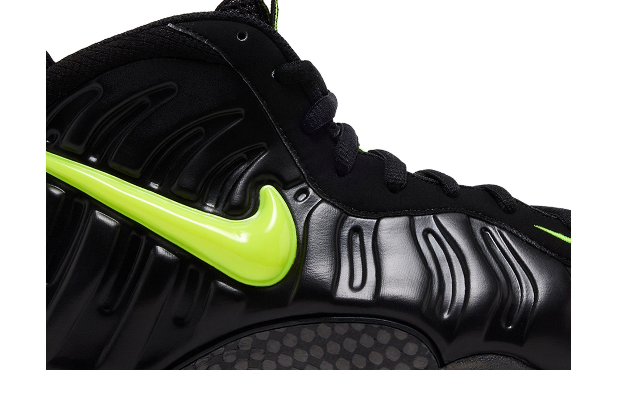 Order Nike Air Foamposite Pro 2026 '電壓' HF0794-002