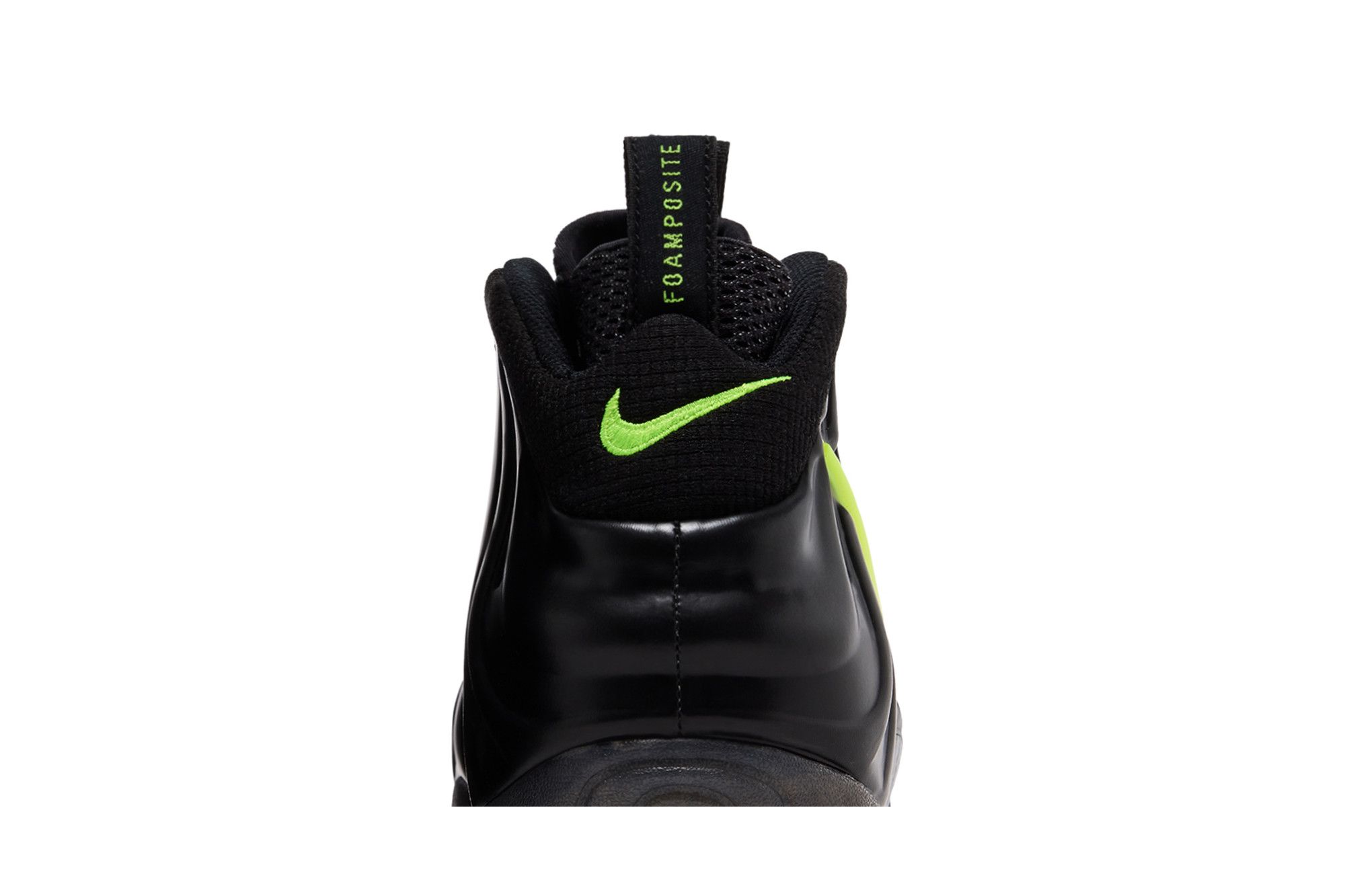 Sizing Nike Air Foamposite Pro 2026 '電壓' HF0794-002