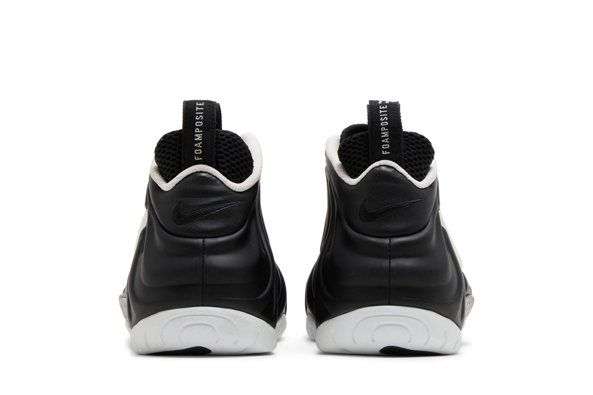 Details for 耐吉 Foamposite Pro 末日博士 (2006) 低筒 復古籃球鞋 男款 黑白