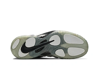 Nike Air Foamposite Pro 'Silver Surfer' 616750-004