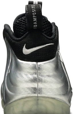 Nike Air Foamposite Pro 'Silver Surfer' 616750-004 Sizing Nike Air Foamposite Pro 'Silver Surfer' 616750-004