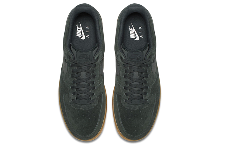 Lookbook Nike Air Force 1 07 Lv8 Suede Verde Outdoor Verde Outdoor AA1117-300