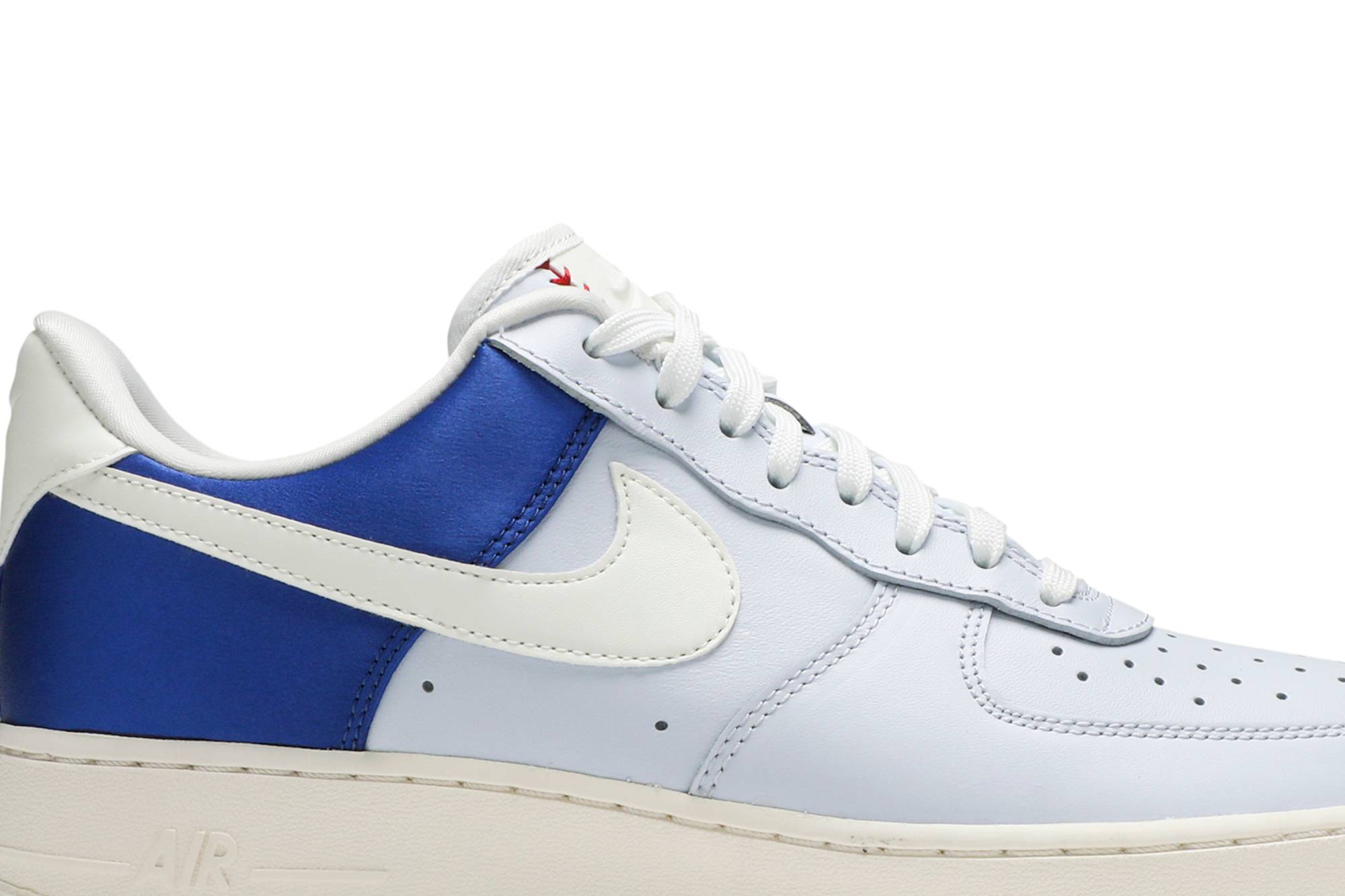 Order 나이키 에어포스 1 07 QS '토론토 시티 프라이드' AH8462-401