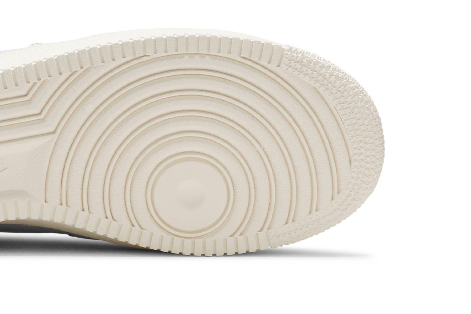 Purchase 나이키 에어포스 1 07 QS '토론토 시티 프라이드' AH8462-401