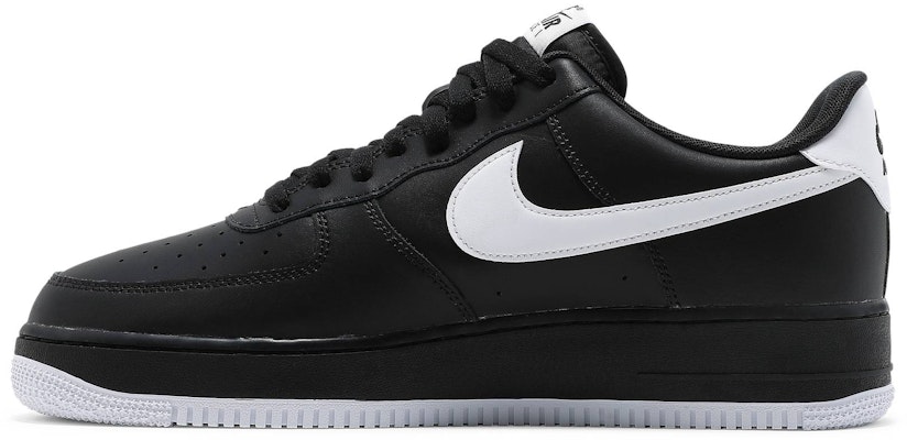 ナイキ エアフォース1 '07 黒白 DC2911-002 Lookbook ナイキ エアフォース1 '07 黒白 DC2911-002