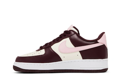Nike Air Force 1 '07 'Valentine's Day 2023' FD9925-161