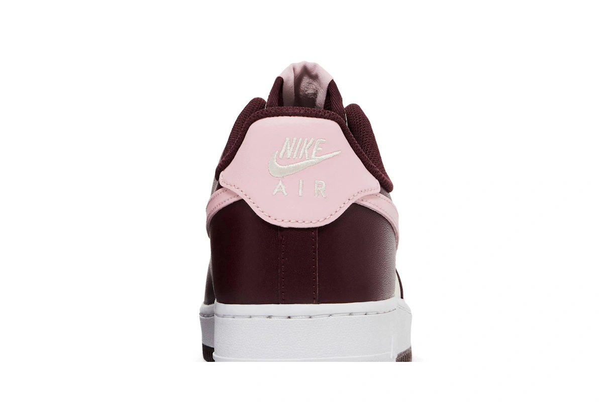Nike Air Force 1 '07 'Valentine's Day 2023' FD9925-161