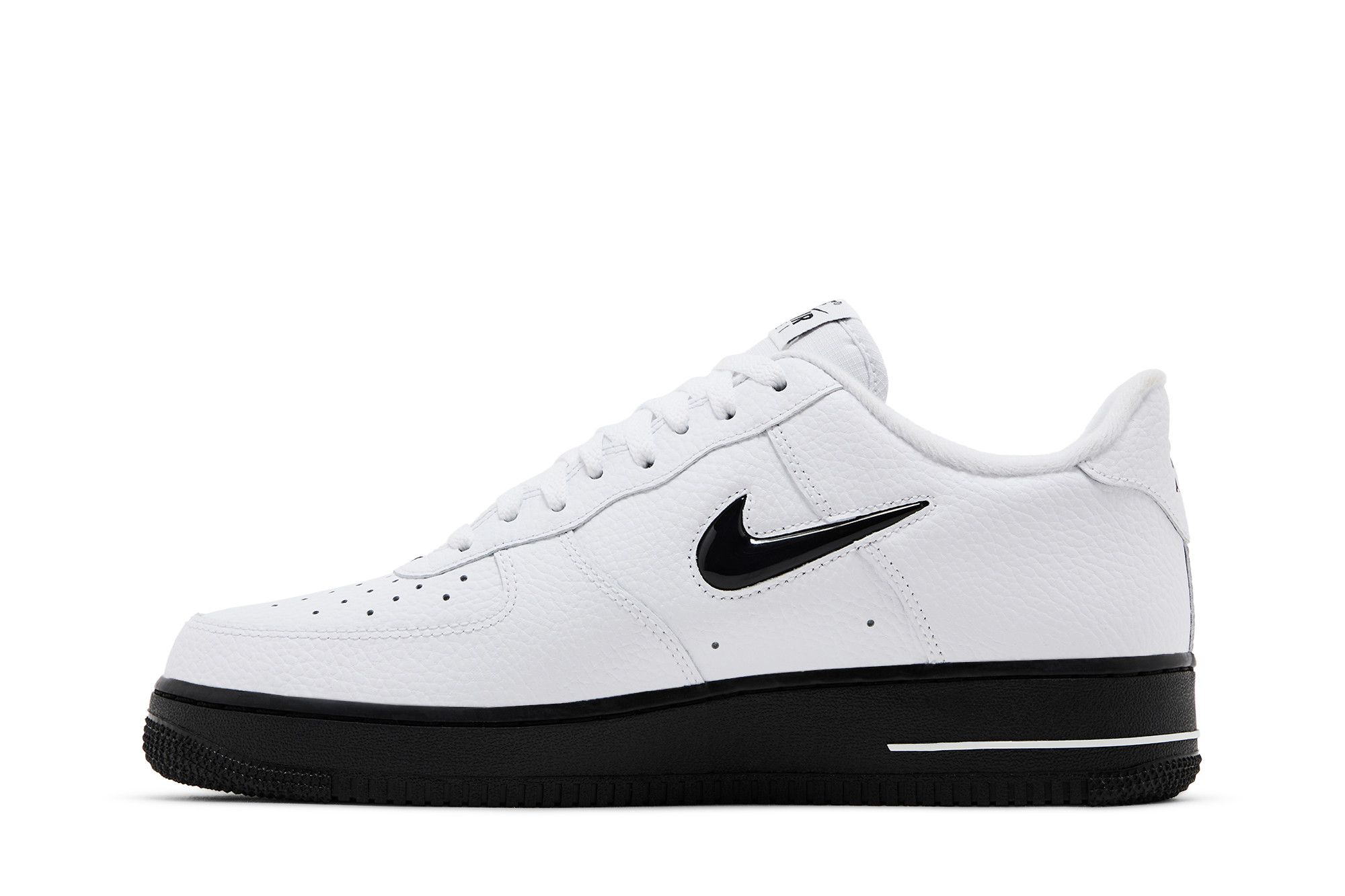 Purchase Nike Air Force 1 '07 'Putih Hitam Jewel' HQ3826-100