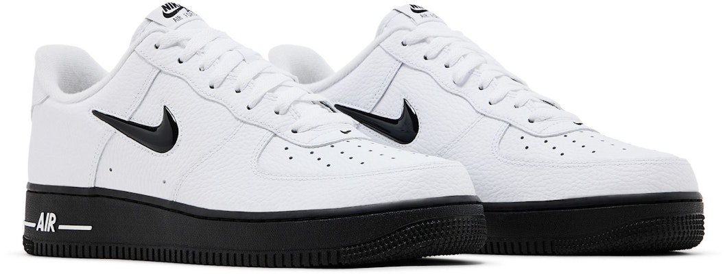 Nike Air Force 1 '07 'Putih Hitam Jewel' HQ3826-100 2