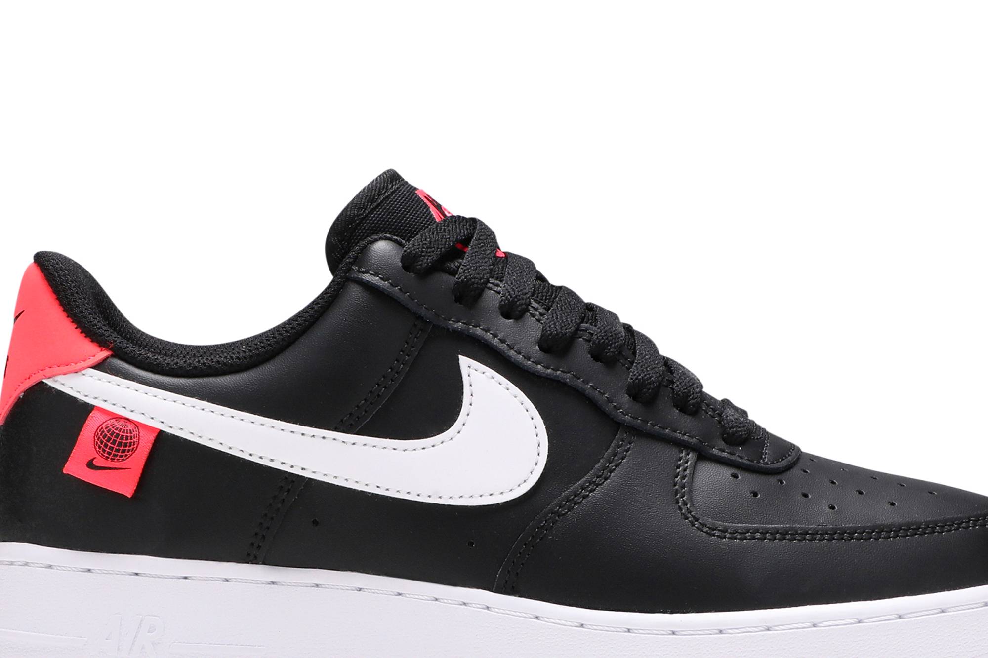 Order Nike Air Force 1 '07 Low 'Worldwide Pack - Hitam Flash Merah Cemerlang' CK7648-001
