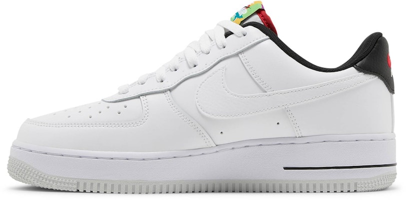 나이키 에어 포스 1 '07 LV8 3 '피스 러브 나이키' DM8148-100 Lookbook 나이키 에어 포스 1 '07 LV8 3 '피스 러브 나이키' DM8148-100