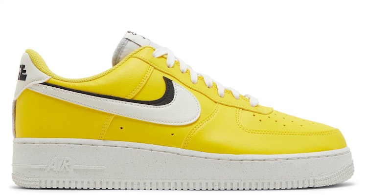 나이키 에어포스 1 '07 LV8 '82 - 투어 옐로우 DO9786-700 Buy 나이키 에어포스 1 '07 LV8 '82 - 투어 옐로우 DO9786-700