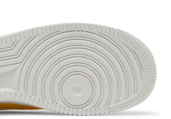 나이키 에어포스 1 '07 LV8 '82 - 투어 옐로우 DO9786-700 Purchase 나이키 에어포스 1 '07 LV8 '82 - 투어 옐로우 DO9786-700