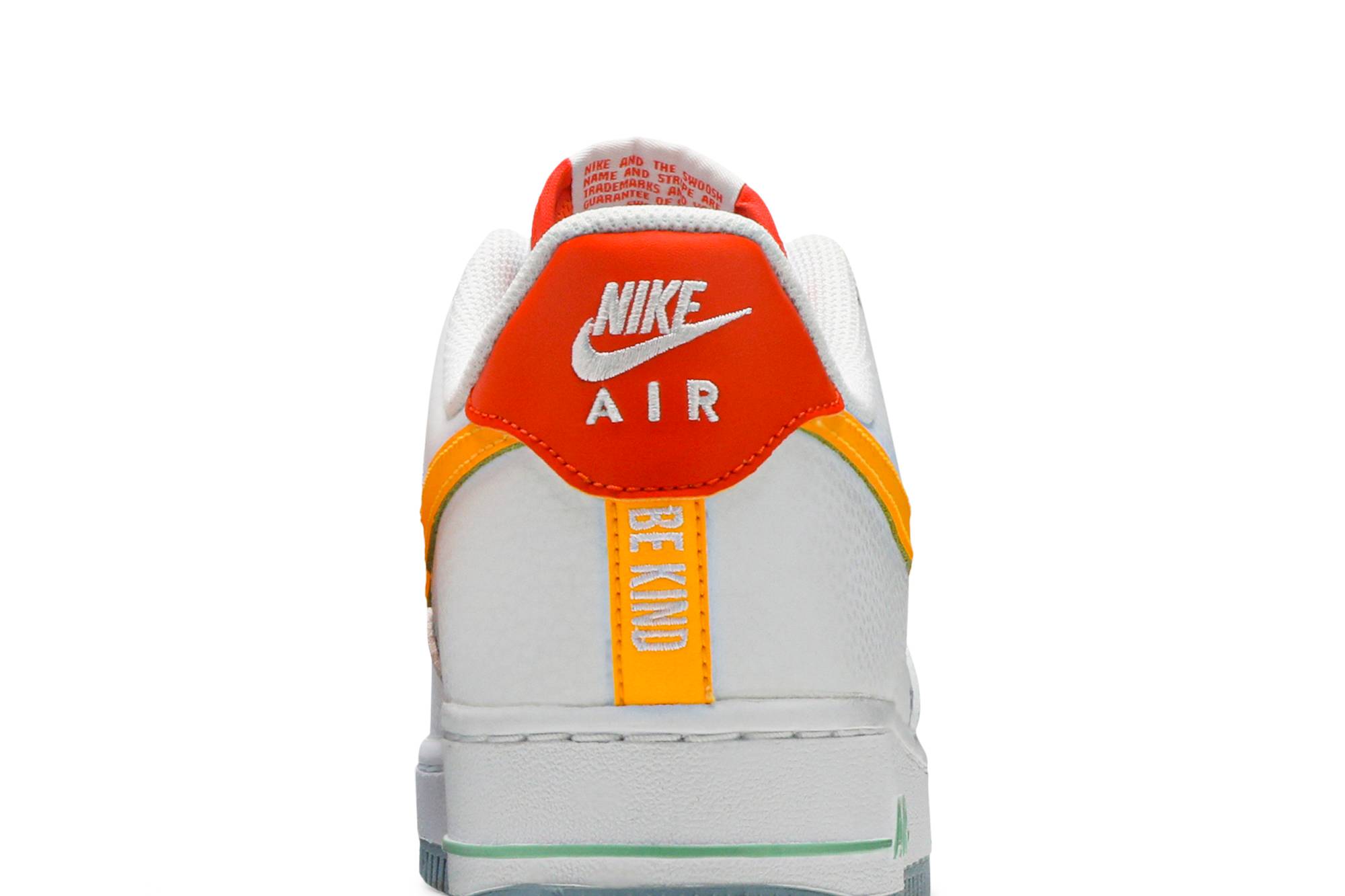 Sizing 耐克空军一号 '07 LV8 '善待' DC2196-100