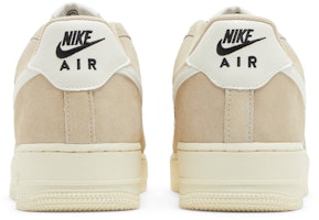 耐吉空軍一號 '07 LV8 '經典耐穿—藤黃' DO9801-200 Details for 耐吉空軍一號 '07 LV8 '經典耐穿—藤黃' DO9801-200