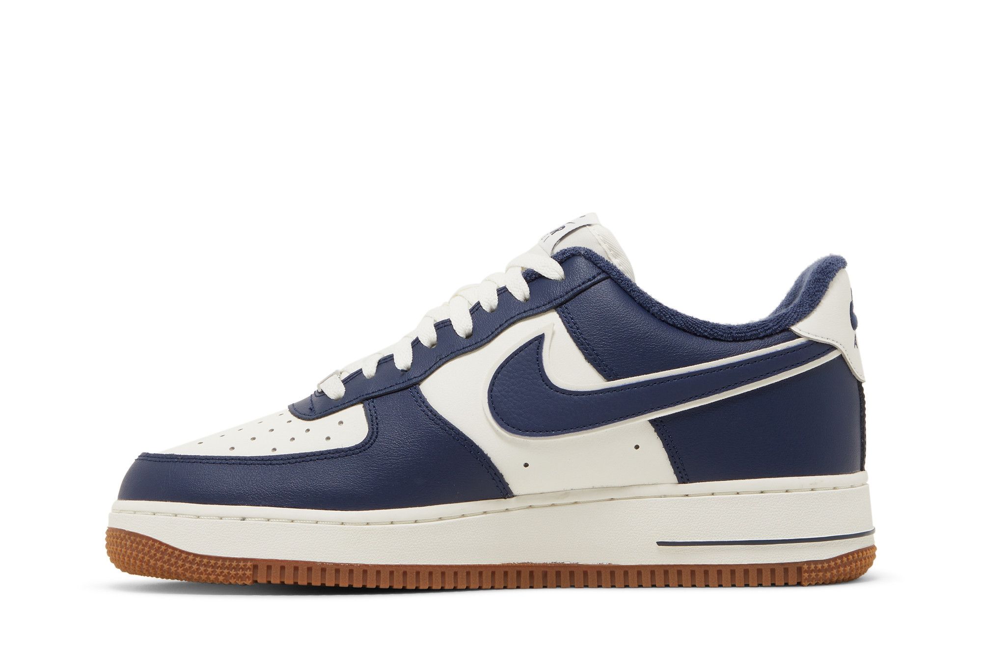 Shop Nike Air Force 1 '07 LV8 'College Pack - Azul Medianoche' DQ7659-101