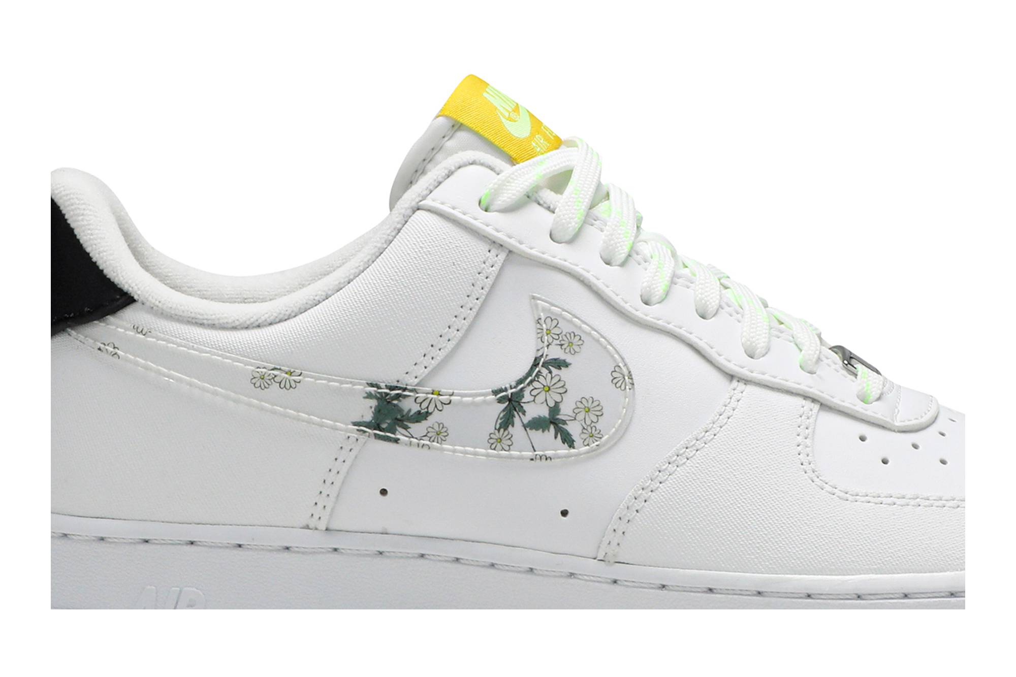 Order 耐吉 Air Force 1 '07 LV8 '雛菊包' 白色 CW5571-100