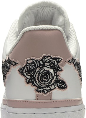 Nike Air Force 1 '07 LV8 'Doernbecher' 2019 Pria/Wanita Sepatu Sneaker CV2591-100 Sizing Nike Air Force 1 '07 LV8 'Doernbecher' 2019 Pria/Wanita Sepatu Sneaker CV2591-100