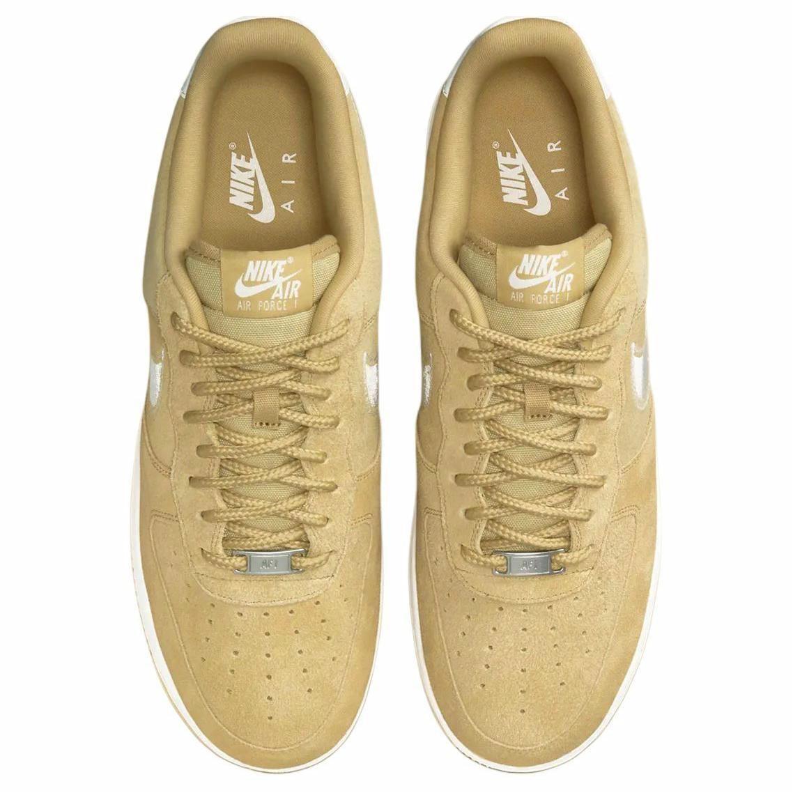 Lookbook Nike Air Force 1 '07 LV8『刺繡Swoosh - Buff Gold』 HJ4465-700