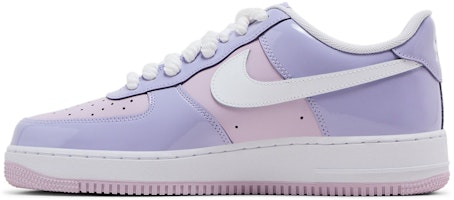 Nike Air Force 1 ''07 LV8 ''Hydrangeas Patent'' Sepatu Original HV9405-500 Lookbook Nike Air Force 1 ''07 LV8 ''Hydrangeas Patent'' Sepatu Original HV9405-500
