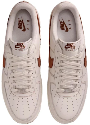 Nike Air Force 1 '07 LV8 'Marfil Marrón Saddle' HQ2037-101 Details for Nike Air Force 1 '07 LV8 'Marfil Marrón Saddle' HQ2037-101