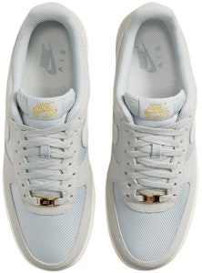 Nike Air Force 1 '07 LV8 'Kelabu Asap Emas' FZ5222-001 Lookbook Nike Air Force 1 '07 LV8 'Kelabu Asap Emas' FZ5222-001