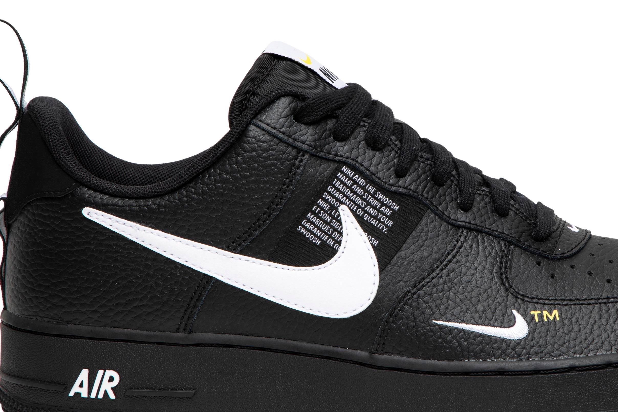 Nike air force 1 07 utility black and white deals
