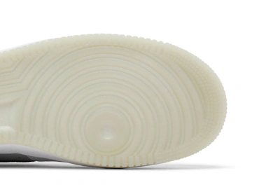 Nike Air Force 1 '07 LV8 'Pure Platinum Light Carbon' FJ4170-001