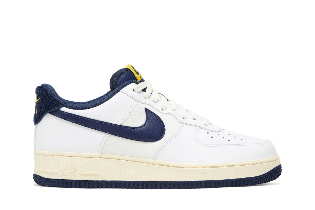Nike Air Force 1 '07 LV8 'Varsity Jacket - Michigan' DO5220-141