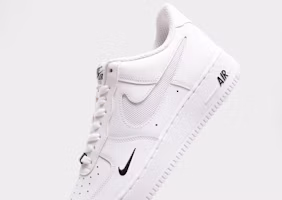 Shop Nike Air Force 1 ''07 LV8「白黑」 IV6028-100