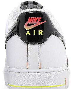 Nike Air Force 1 '07 LV8 'Putih Bright Crimson' DJ5523-100 Sizing Nike Air Force 1 '07 LV8 'Putih Bright Crimson' DJ5523-100