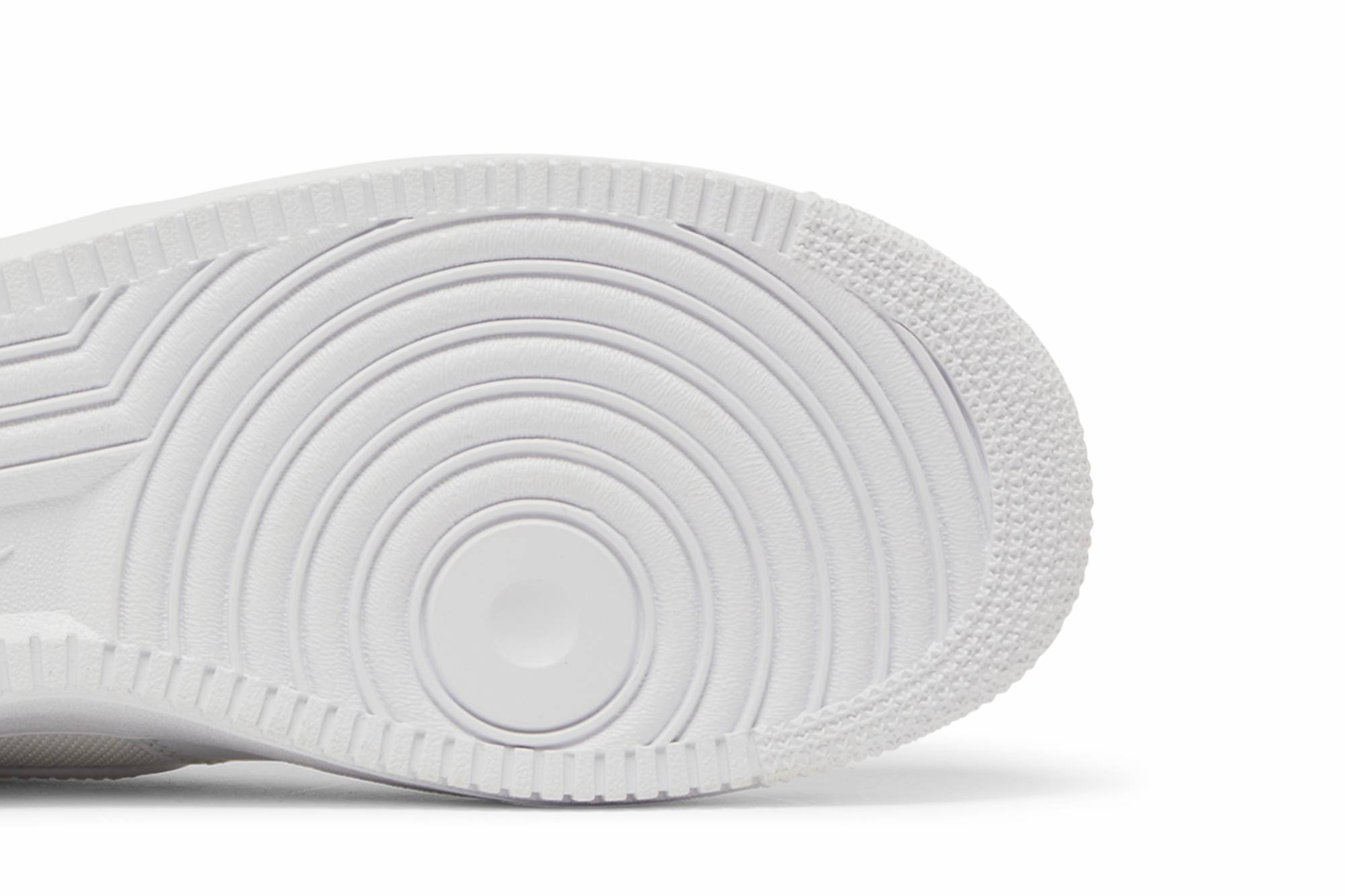 Purchase ナイキ エアフォース1 '07 LV8 白/メタリックシルバー FJ4004-100