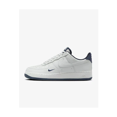 Nike Air Force 1 '07 LV8